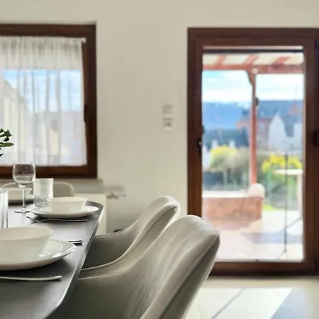 Pw38 3-zimmer Mit Terrasse - *