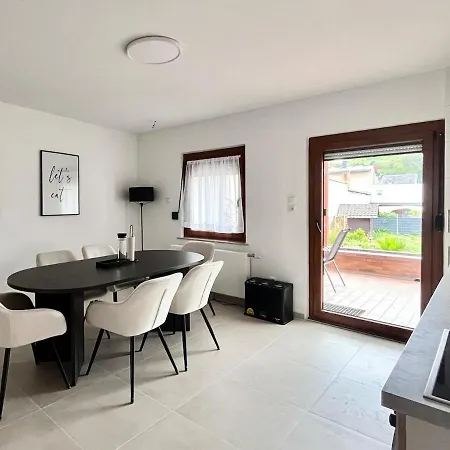 Appartement Pw38 3-zimmer Mit Terrasse -