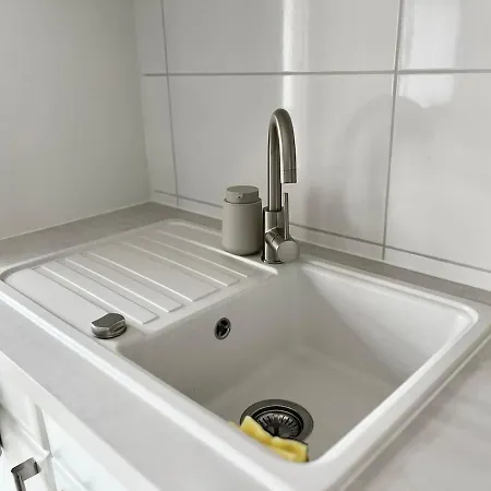 Pw38 3-zimmer Mit Terrasse - *