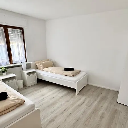 Pw38 3-zimmer Mit Terrasse - *
